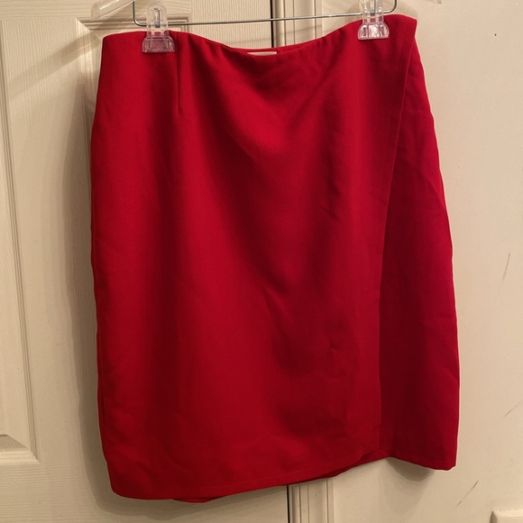 Neiman Marcus exclusive red suit set - Picture 6 of 10